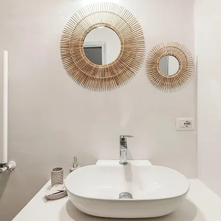 Aura Villa *